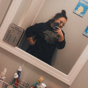 Meet your Posher, Breanna